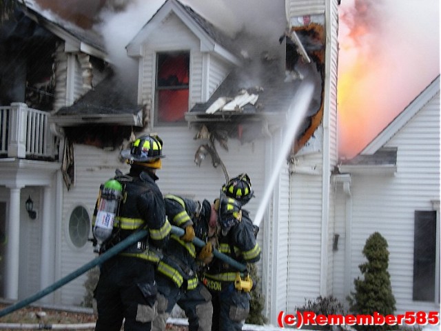 T-5 AND BHFD MEMBERS OPERATE @ SOMERS    10-75 