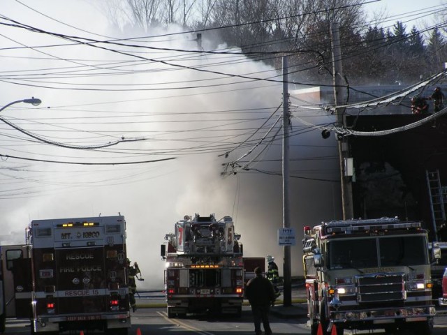 12/8/08 MKFD Structure Fire Lexington Ave 